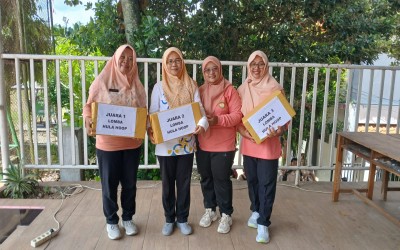 SMK NEGERI 1 BLORA : GELAR ARISAN DHARMA WANITA DAN  RAYAKAN LOMBA-LOMBA MENJELANG PERINGATAN HARI IBU